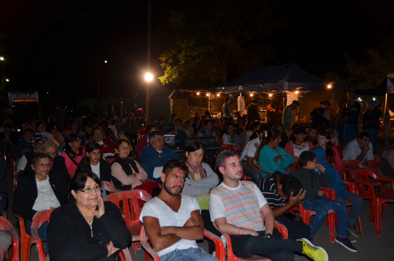 Folclore en los Barrios brill� en el Belgrano