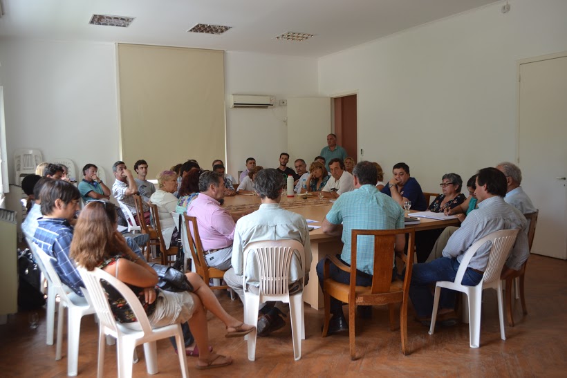 El intendente se reuni con los gremios y no descart que haya dos par