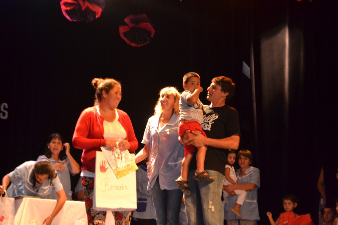 Egresaron los nenes de La Casita de Chocolate