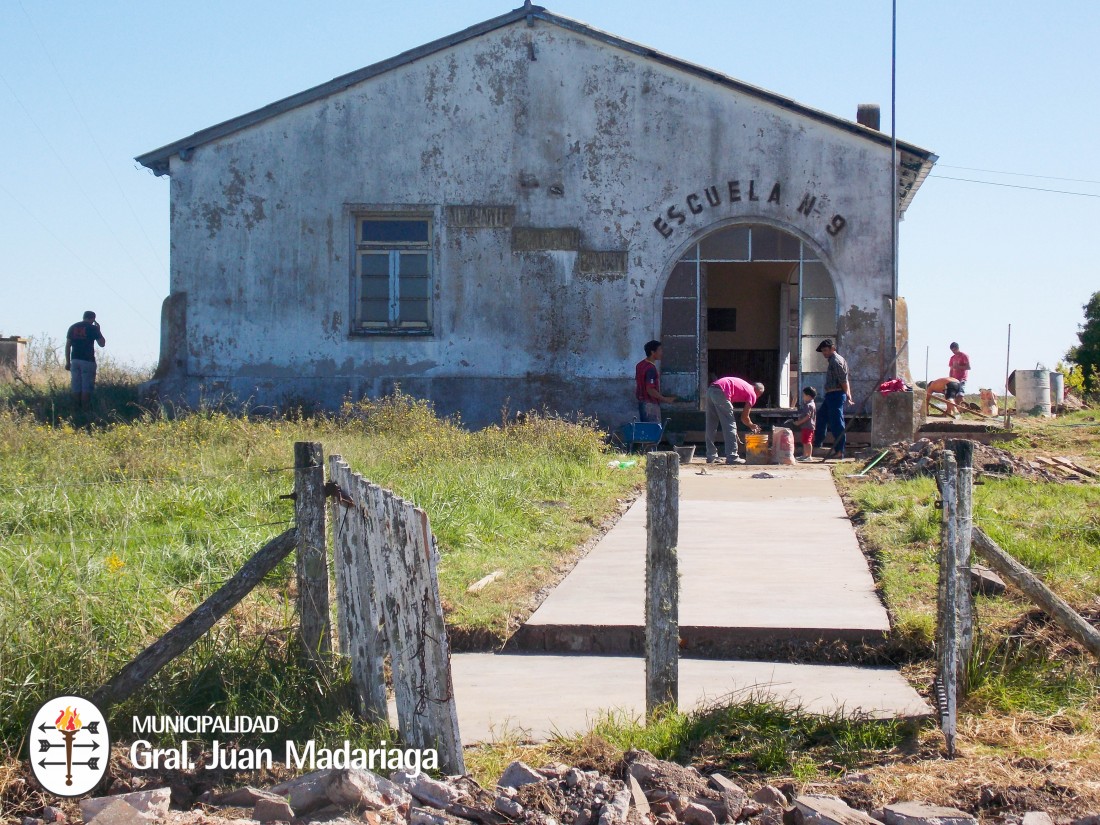 Santoro recorri las obras para reabrir la Escuela de To Domingo