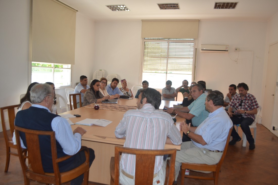 Se conform la comisin de la mesa de empleo