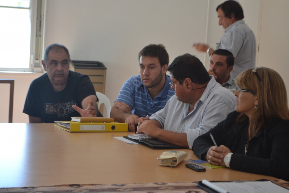 Se conform la comisin de la mesa de empleo