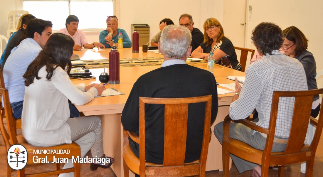 El intendente Santoro propuso un aumento salarial que llega al 55 % pa