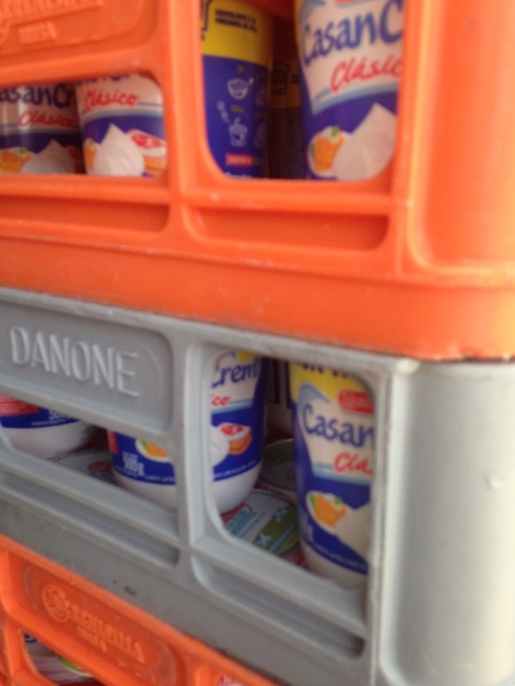 Decomisaron un camin de la Serenisima  en la delegacin del frente de