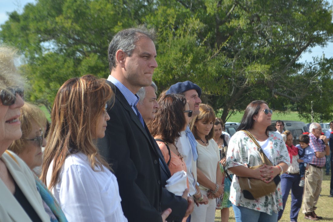 Reabri la escuela de To Domingo