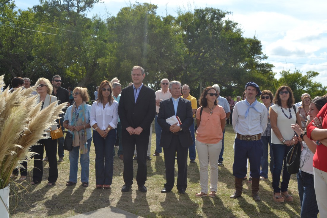 Reabri la escuela de To Domingo
