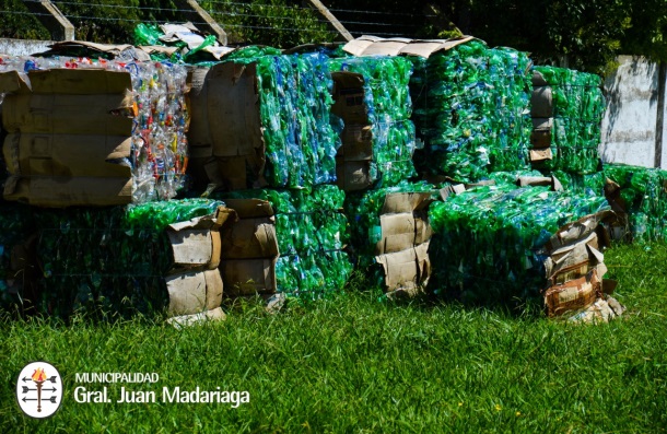Empresa privada se suma al compromiso de Madariaga de reciclar