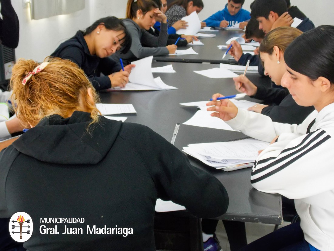 Más de 30 aspirantes a la Policía Local rindieron el examen de ingreso