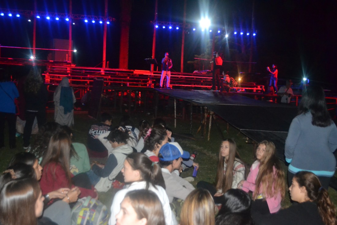 Qued inaugurado el nuevo sistema lumnico del Parque Anchorena