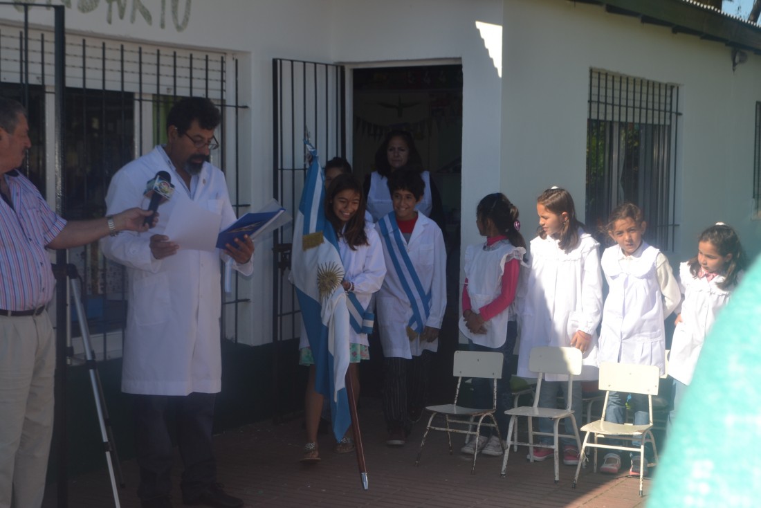 La Escuela Rural del Paraje Medalandcelebr su aniversario N 60