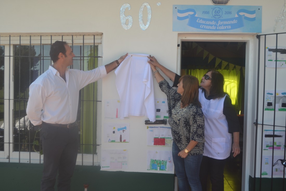 La Escuela Rural del Paraje Medalandcelebr su aniversario N 60