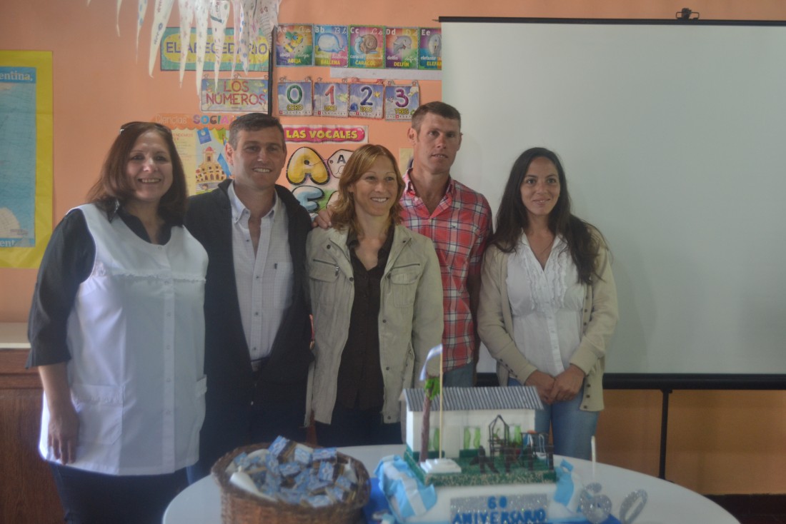 La Escuela Rural del Paraje Medalandcelebr su aniversario N 60