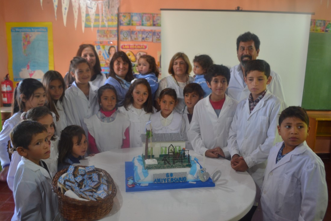 La Escuela Rural del Paraje Medalandcelebr su aniversario N 60