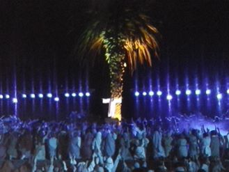 Bajo la lluvia se despidi La Pasin