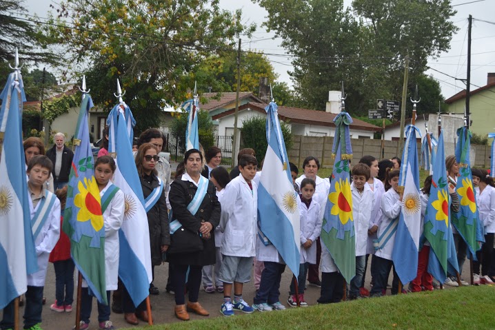 Homenaje a los hroes de Malvinas