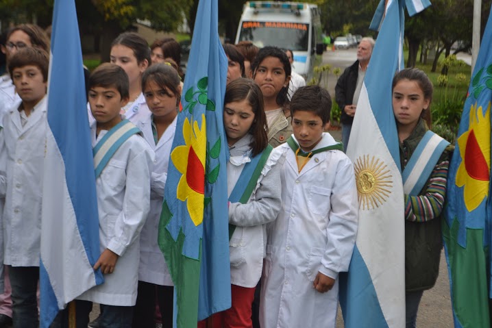 Homenaje a los hroes de Malvinas