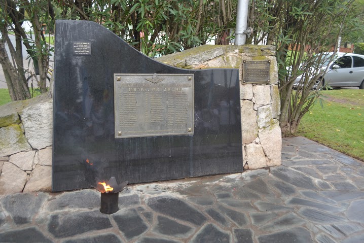 Homenaje a los hroes de Malvinas