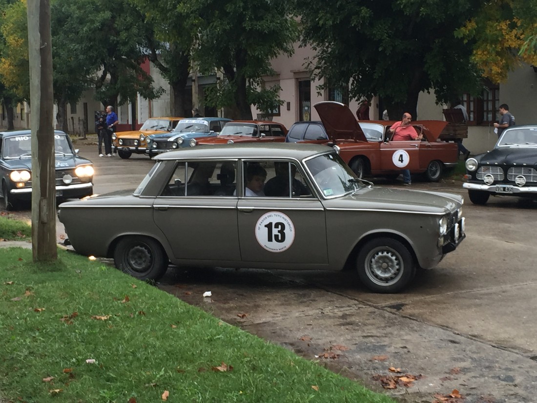 Llegaron los autos de Rally Pagos del Tuy� Hist�rico