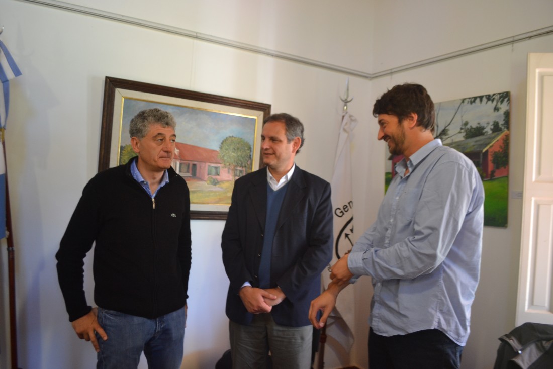 Los intendentes Gustavo Barrera, Esteban Santoro y Martn Yeza