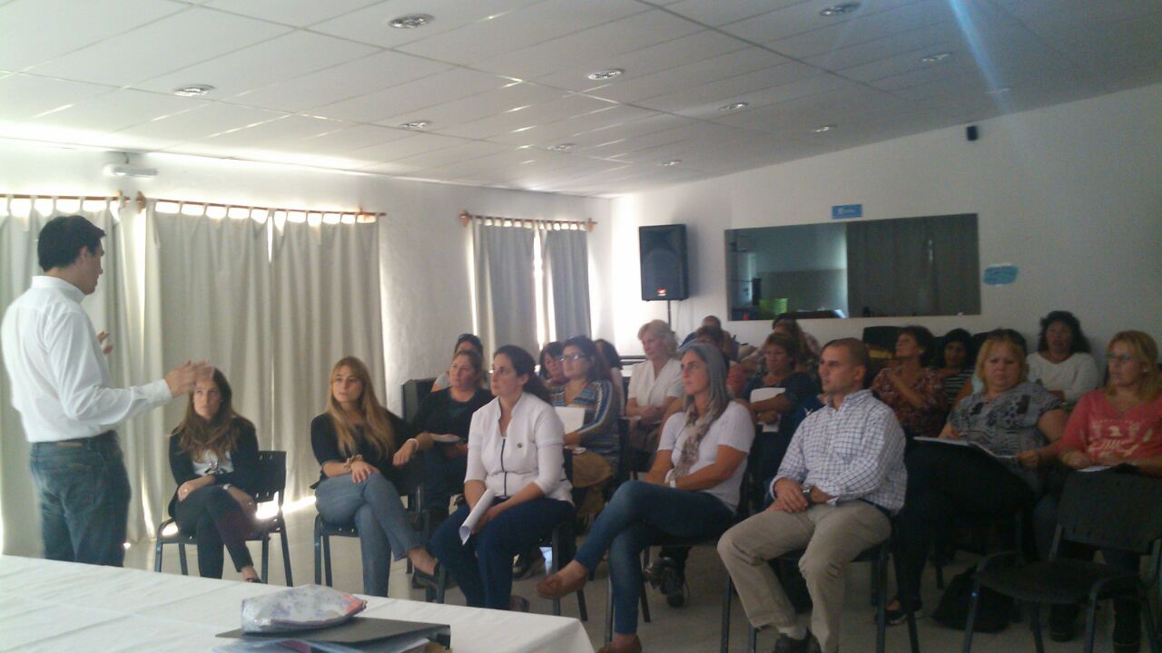 Con excelente convocatoria arrancó el curso de cuidadores domiciliario