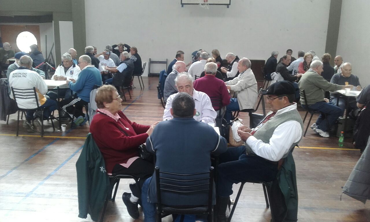 Abuelos representaron a Madariaga en Rauch