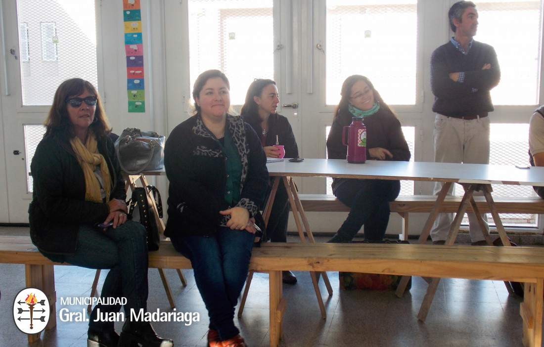 Se realizó la charla sobre el uso de agroquímicos en la Escuela Agrari