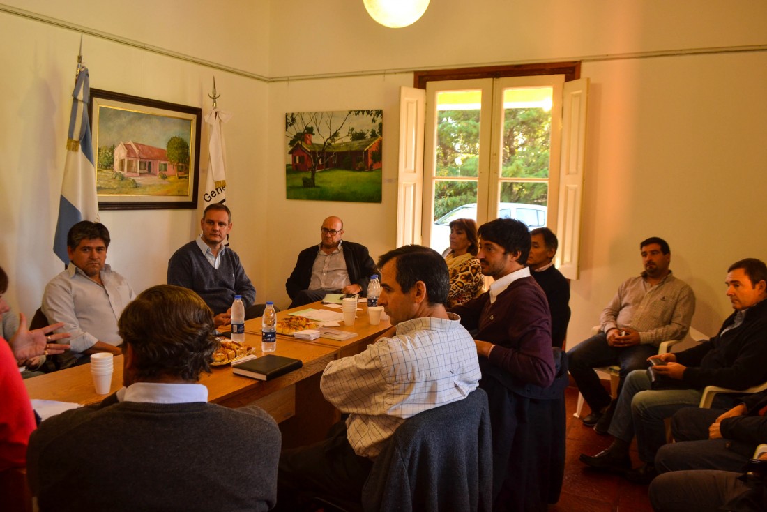 Intendentes estudian el armado de un consorcio para controlar la dispo