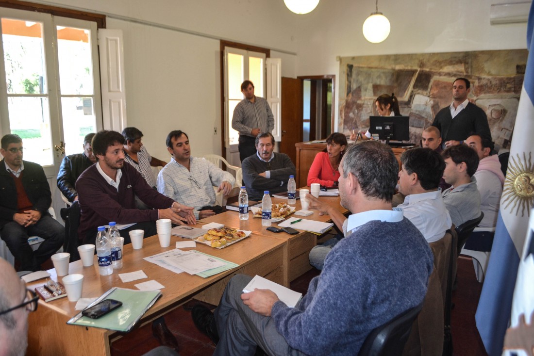 Intendentes estudian el armado de un consorcio para controlar la dispo