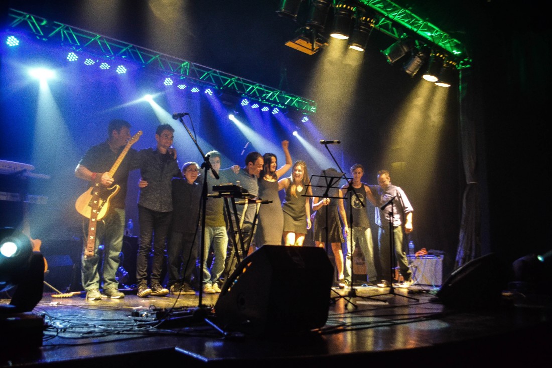 Prisma hizo vibrar la Casa de la Cultura