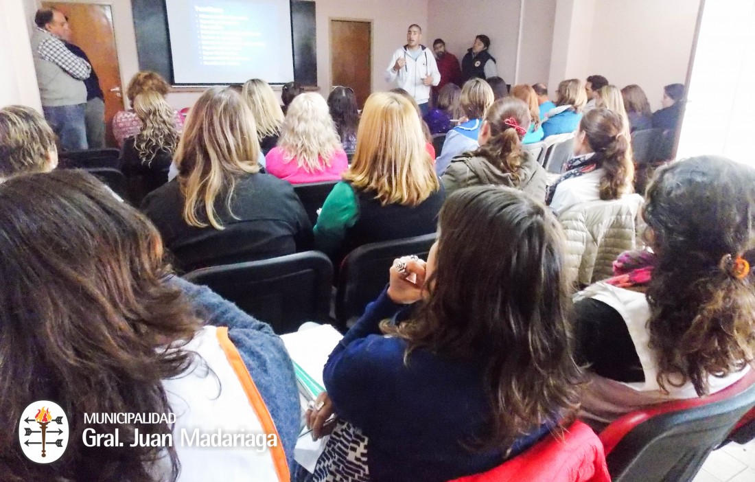 Defensa Civil y Bomberos ultiman los detalles de los cursos de primero