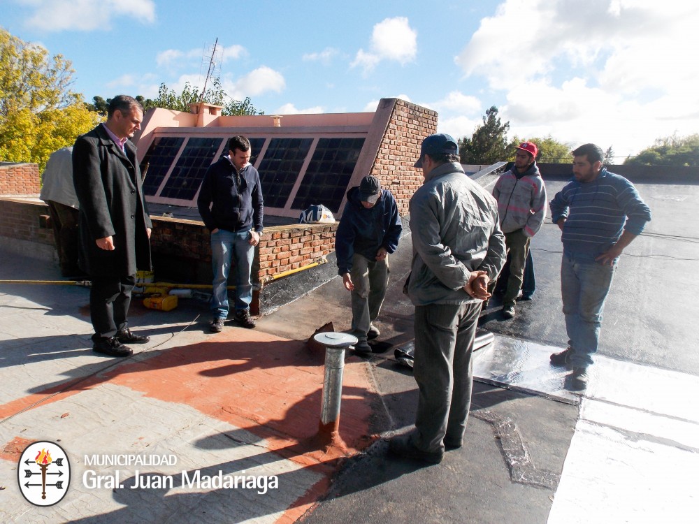 Iniciaron los trabajos para reparar filtraciones de agua en el Hogar d