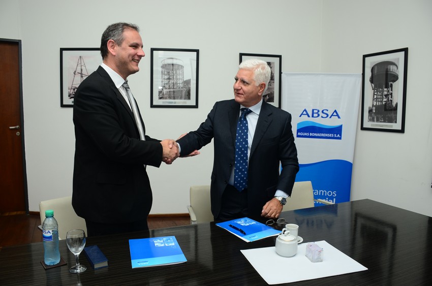 Extendern la red de agua potable a la zona denominada el tringulo