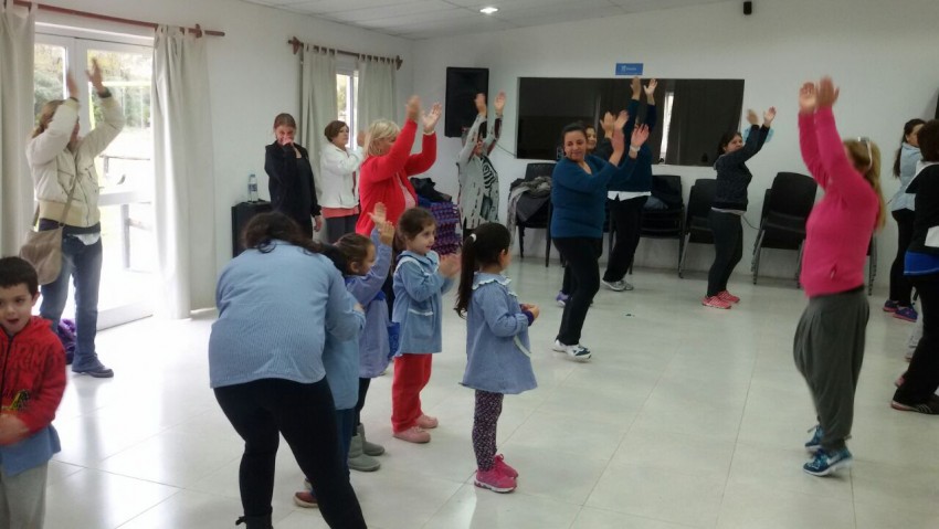 Alumnos del jard�n �Frutita de Tala� visitaron el Centro Integrador Co