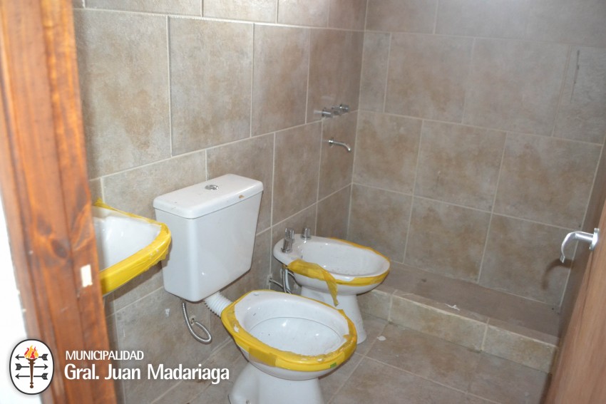 Entregaron 7 viviendas que hab�an quedado sin terminar de un plan de 3