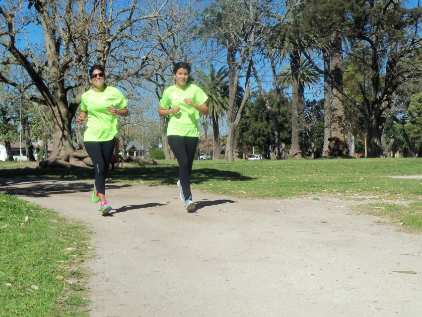 A ponerse en forma: atletismo gratuito en el Polideportivo Municipal