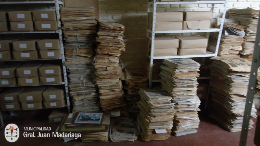Realizaron tareas de limpieza y re-ordenamiento en el Archivo Histric