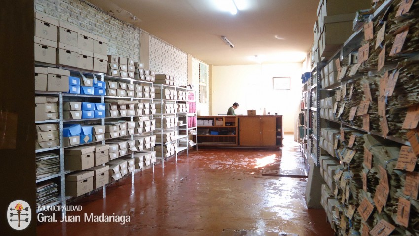 Realizaron tareas de limpieza y re-ordenamiento en el Archivo Histric
