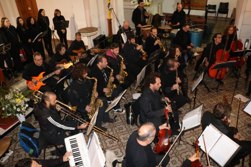 Boxeo, orquesta, coro y teatro en la variada cartelera del fin de sema