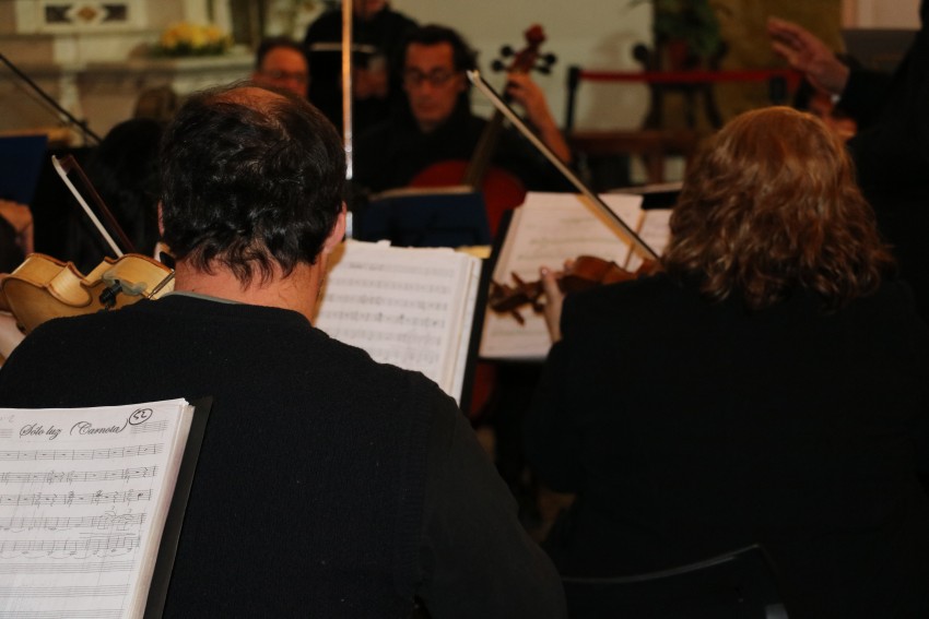 Boxeo, orquesta, coro y teatro en la variada cartelera del fin de sema