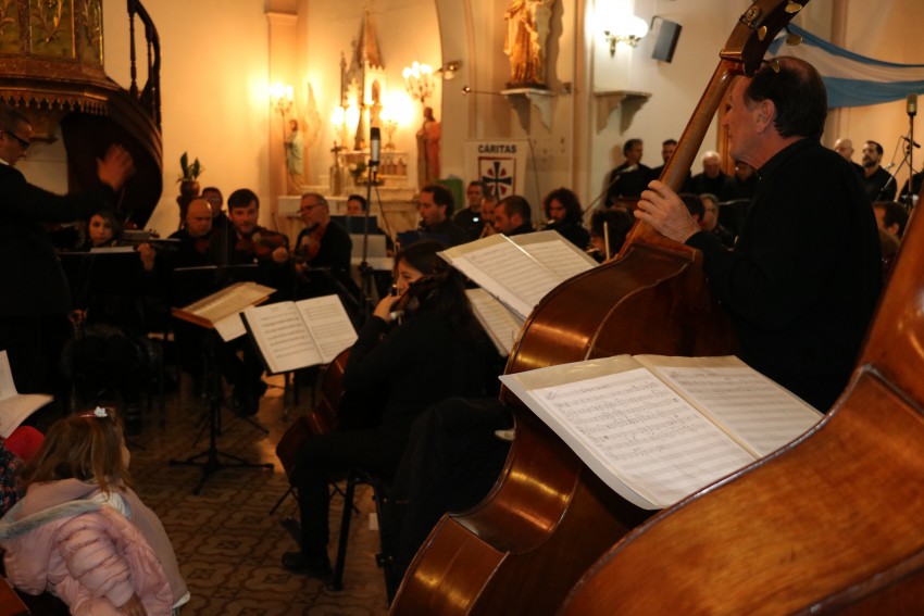Boxeo, orquesta, coro y teatro en la variada cartelera del fin de sema