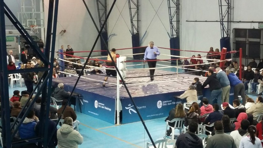 Boxeo, orquesta, coro y teatro en la variada cartelera del fin de sema