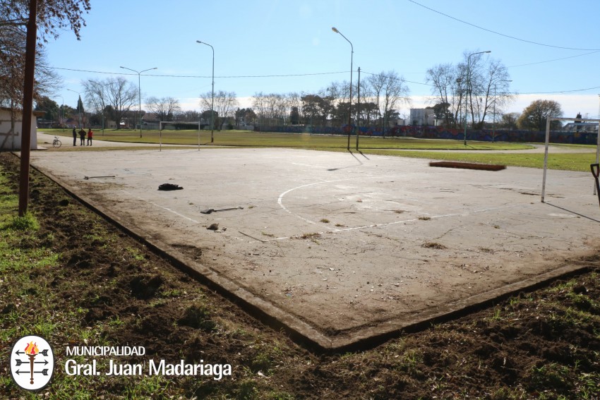 Comenz la reparacin del playn deportivo