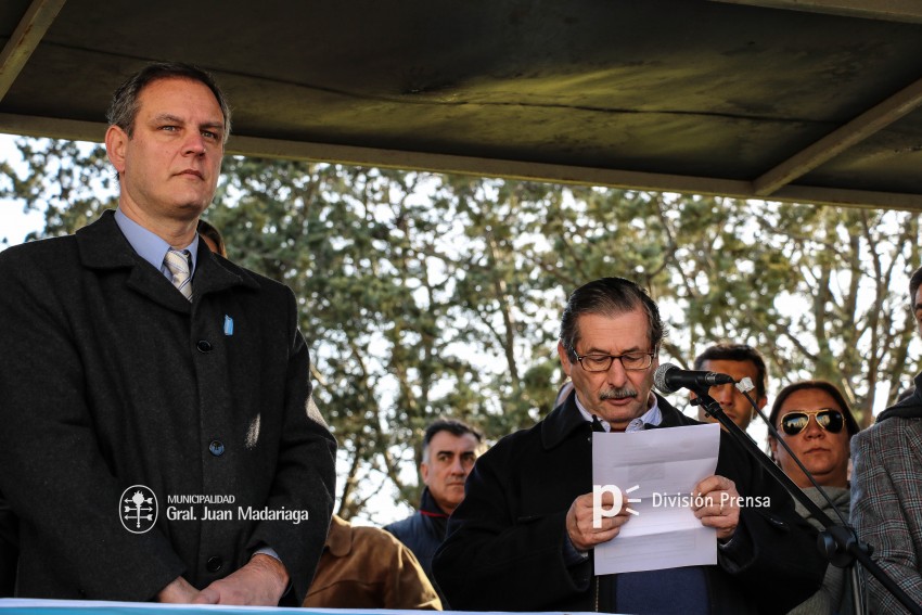 Alumnos prometieron lealtad a la bandera