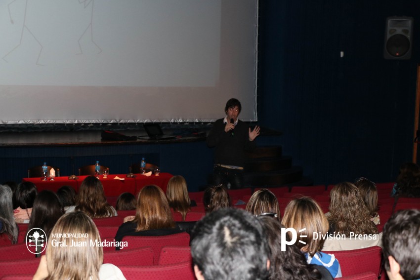 El especialista en Bullying y Grooming explic de qu trata el fenmen