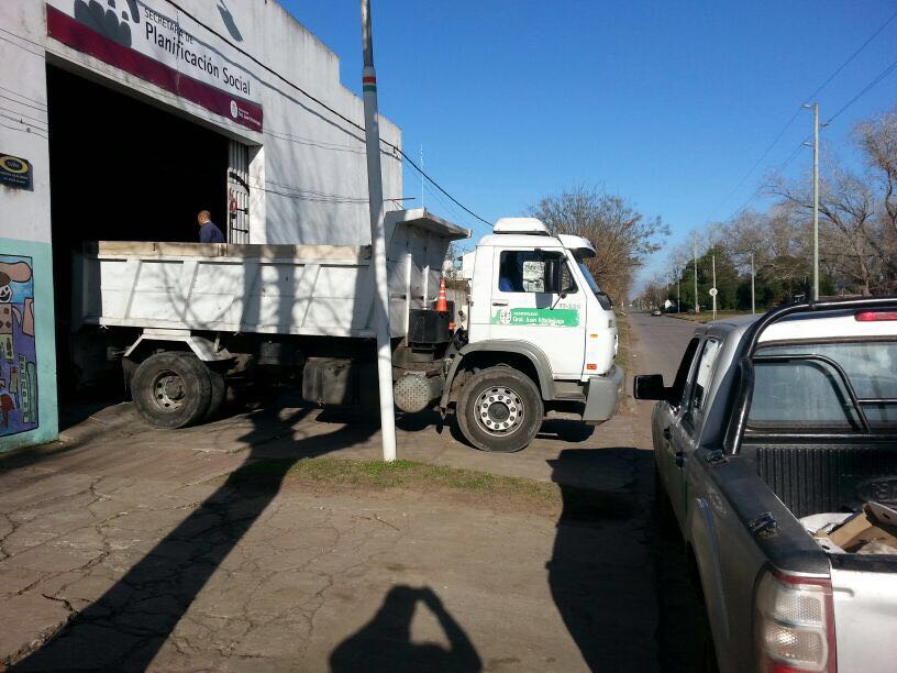 Estudiantes del C.E.M.A recibieron durlock donado por el municipio