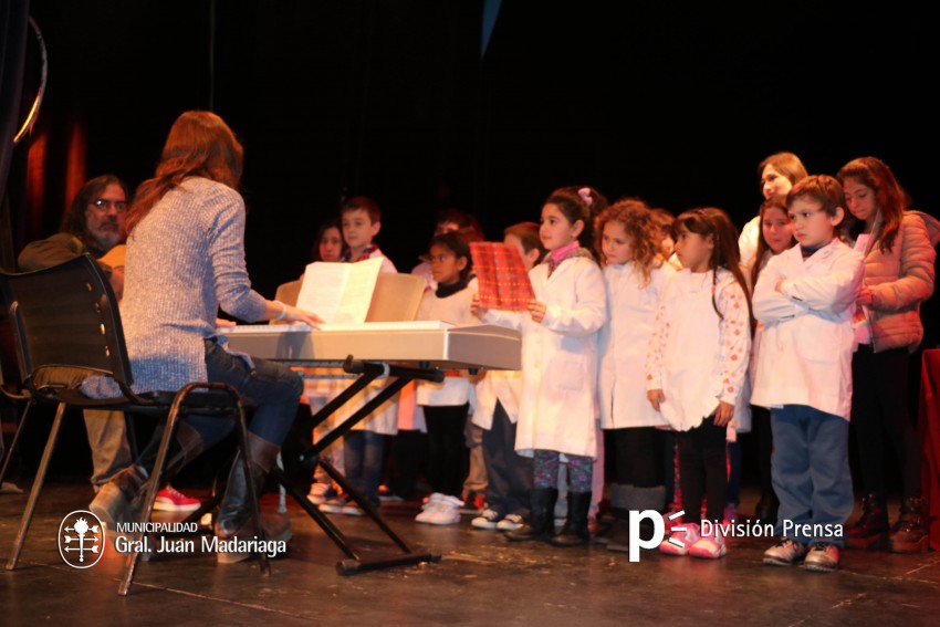 La Escuela N 30 celebr sus 50 aos junto a la comunidad