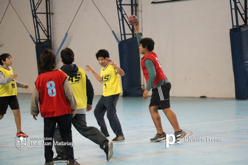 San Jos� se impuso en la etapa local de h�ndbol de los Juegos Bonaeren