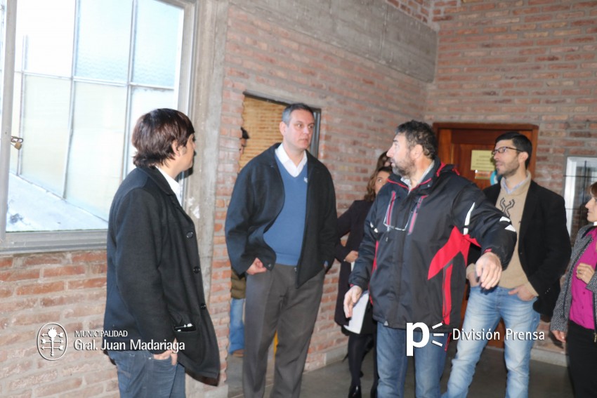 Santoro recorri la Unidad Acadmica Domingo Faustino Sarmiento y pa