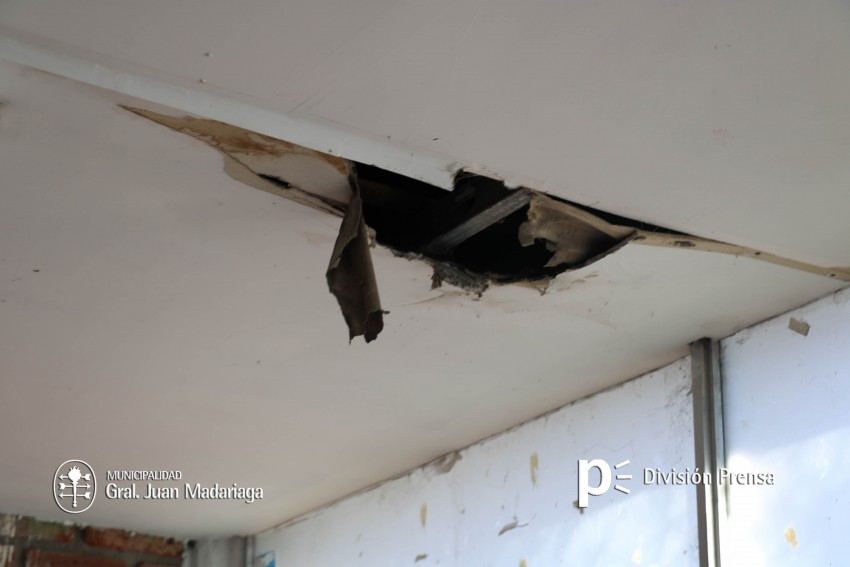 Santoro recorri la Unidad Acadmica Domingo Faustino Sarmiento y pa