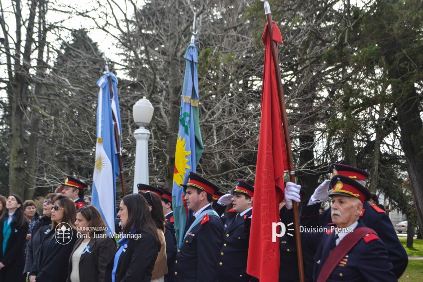 Los festejos del Bicentenario convocaron a miles de vecinos